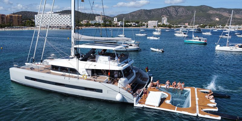 Lagoon Catamaran charter Mallorca with XXL bathing platform