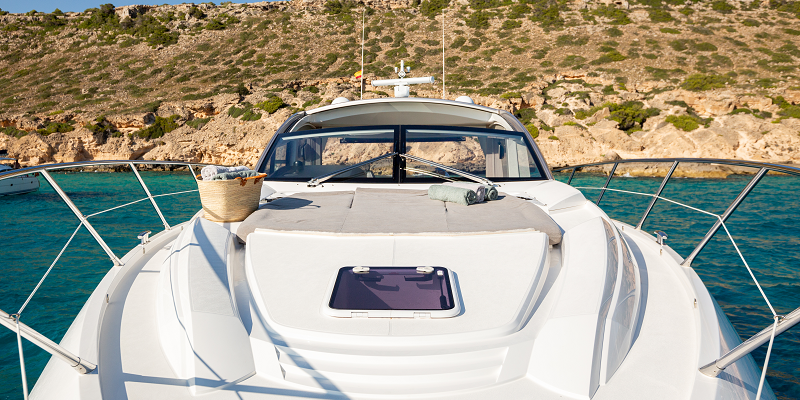 Sunseeker Predator 57 Boefje boat for charter in Mallorca bow view to boat