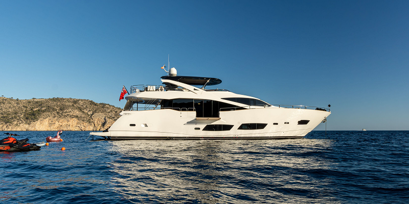 Sunseeker yacht Best of Me view from sea